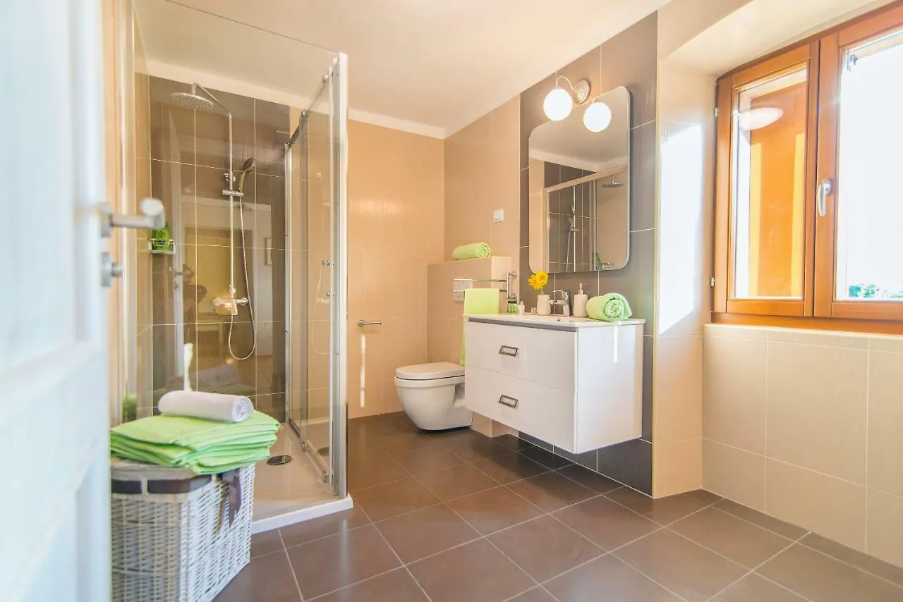 بيت للعطل فيلا House Nona Roza Barban